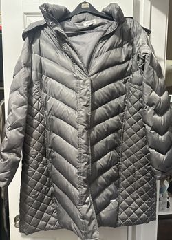 Kenneth Cole Puffy Jacket 