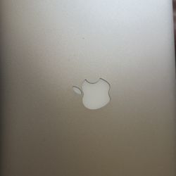 MacBook