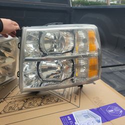 Chevy Dually 2008 Headlights 