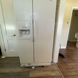 Whirlpool Refrigerator 