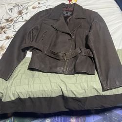 VINTAGE Tannery West Womens Black Leather Jacket Belt Size Medium Biker Moto