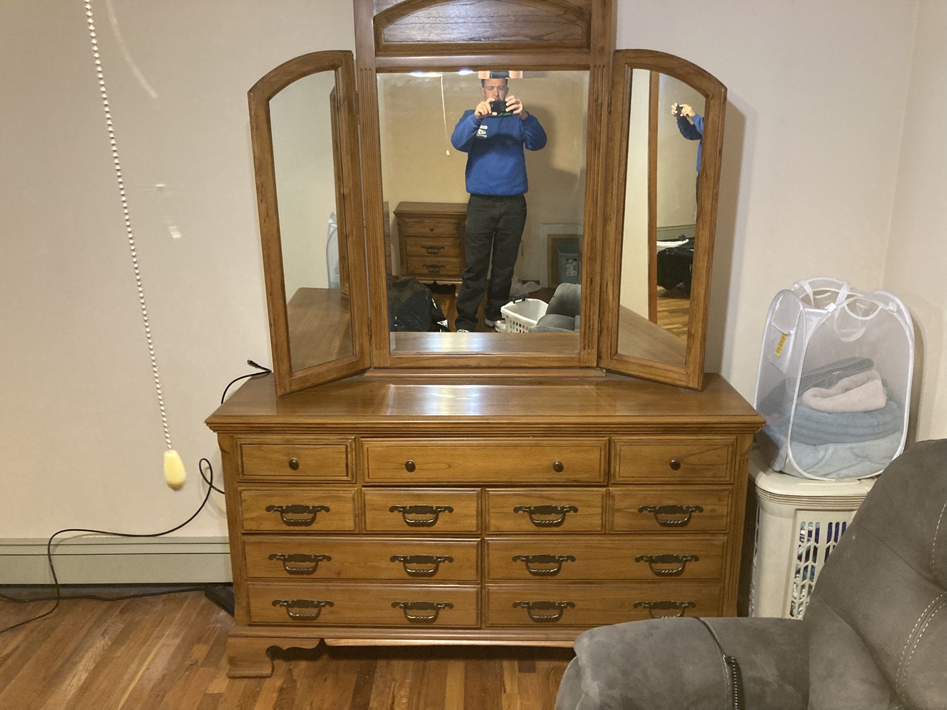Vintage Bedroom Dresser Set