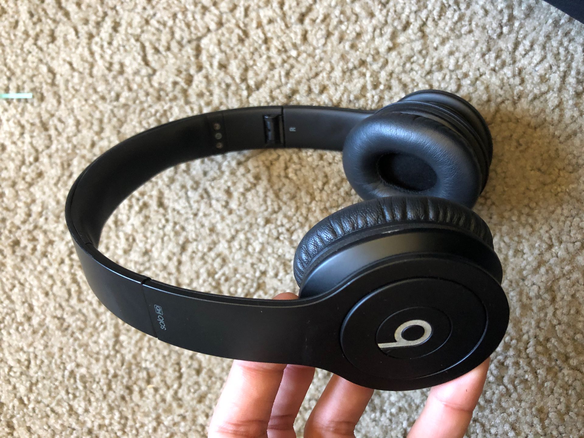 Beats by Dre , (wired)