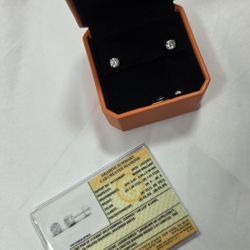 IGI Certified 2CT Lab Diamond

Stud Earrings -14K White Gold E/F VS - kay jeweler for authenticity