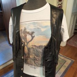 Clean Leather Black Medium Women's Vest Has Pockets And Fringe And Other Sweaters