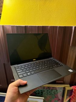 Dell XPS 7390 13 Inch TouchScreen - i5 10th gen laptop