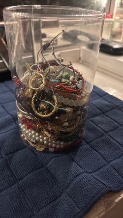 vintage jewelry
