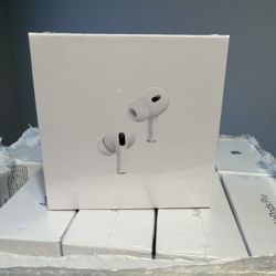 Apple AirPods Pro (2nd Generation) – Brand New & Sealed 🔥