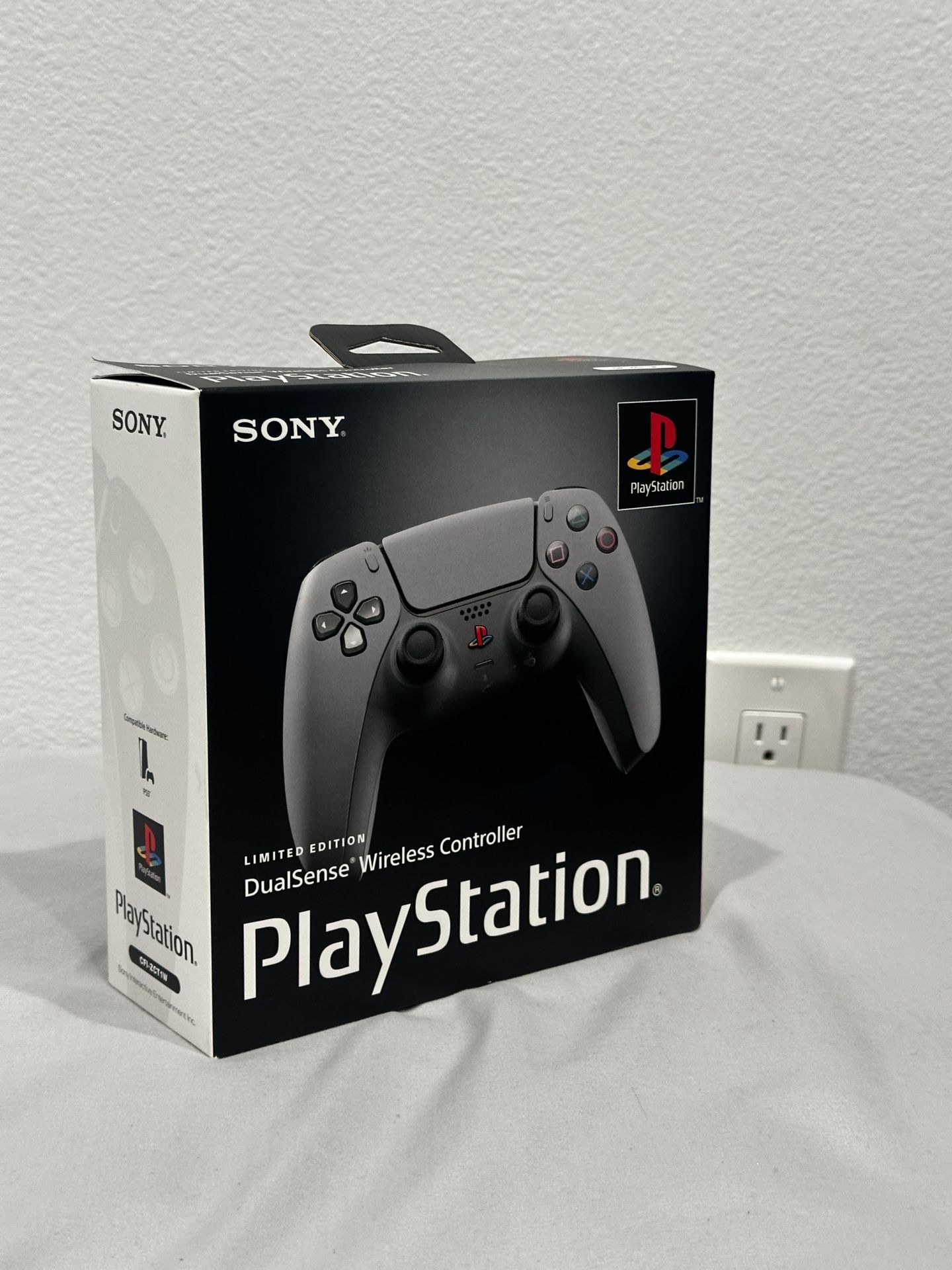 30th Anniversary PlayStation 5 Controller