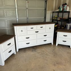 Farmhouse style dresser and 2 matching nightstands. Solid wood, very heavy.