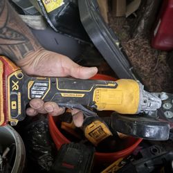 Dewalt Grinder 