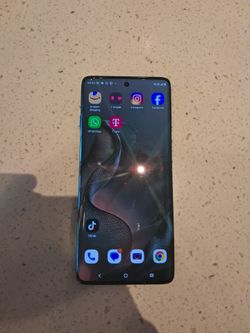 Motorola edge 2025 3 available