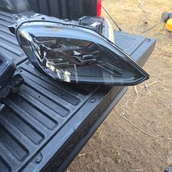 Porsche Cayenne 9Y0 9YA Matrix Left & Right 2pcs Headlights 2018-2024