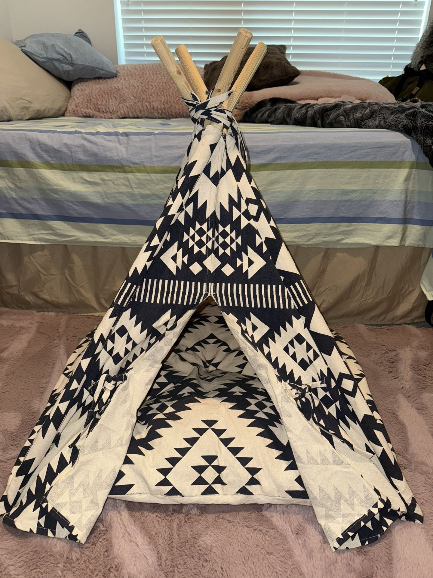 Dog / Cat Bed / Teepee ⛺️ Bed