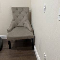 Free Chair 