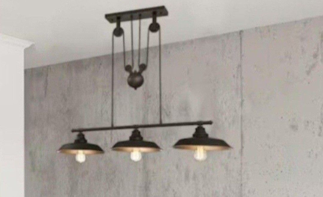 Westinghouse 31" X 39" 3-Light Pendant In Bronze