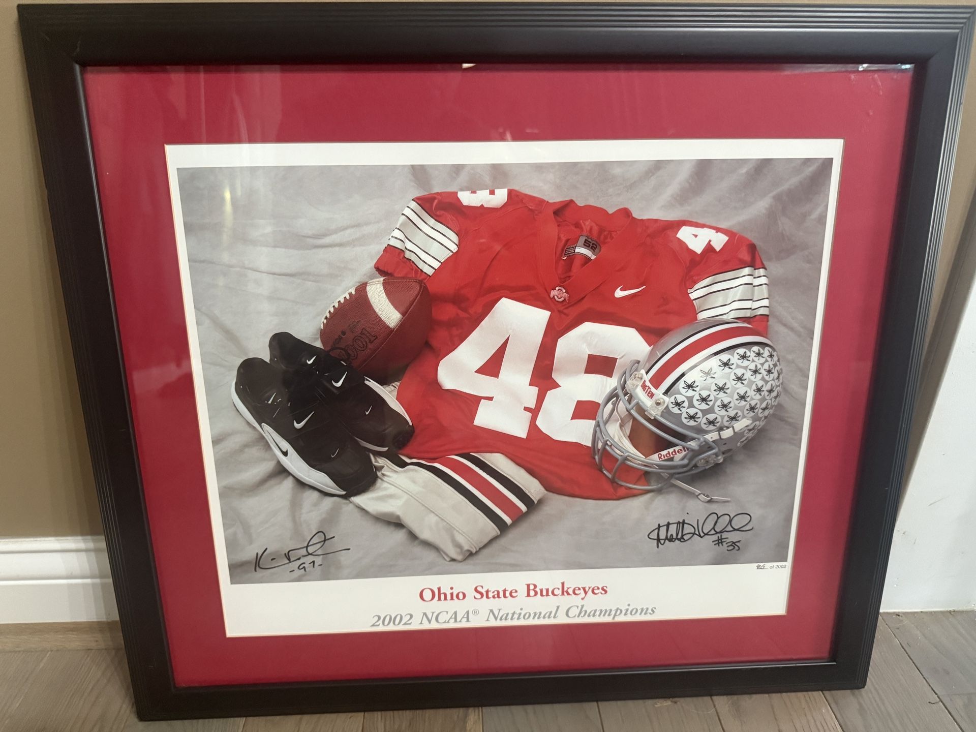 Large 2002 Ohio State National Championship Framed Picture In Excellent Shape! Number 905 Of 2002. Autographed By Matt Wilhelm And Kenny Peterson.