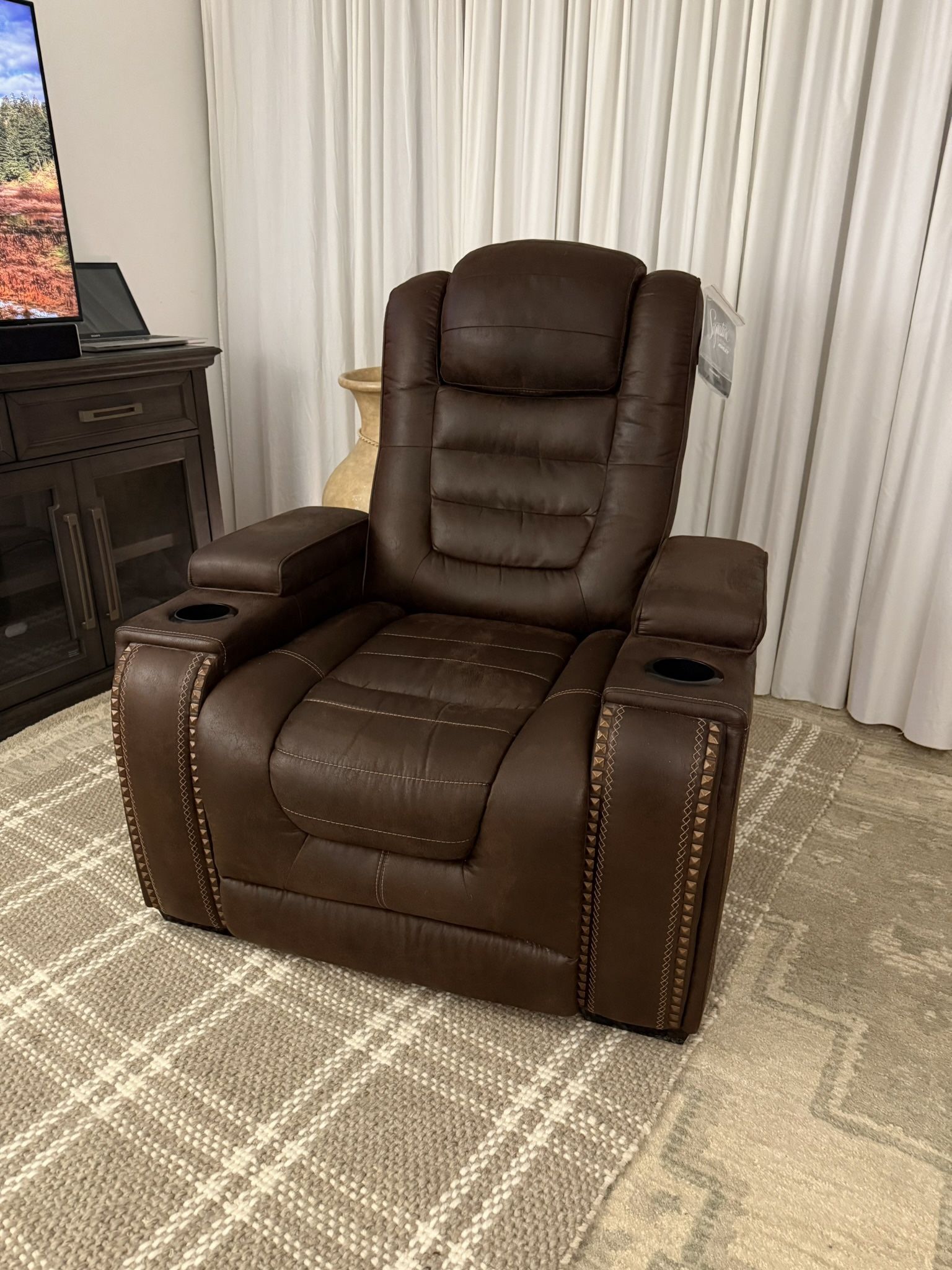 Signature Design by Ashley High Impact Dual Power Leather Recliner