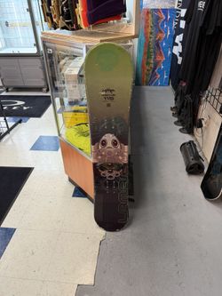 lamar 115 snowboard Certified With Warranty Located At Sin City Snowboards