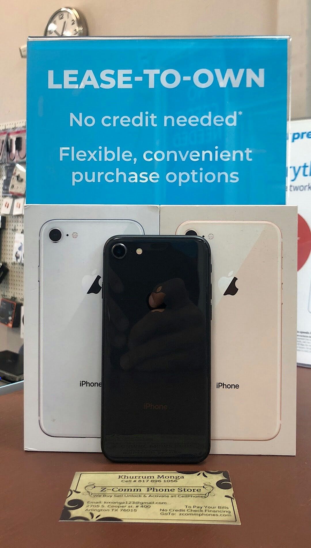 Apple iPhone 8 256Gb / 128Gb / 64Gb - Unlocked / AT AND T T-Mobile Verizon Sprint Starting @