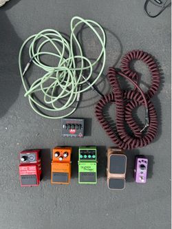 Guitar pedals , etc