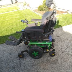 Quantum i-level Edge 3 Electric Chair