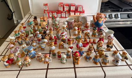 Lucy and Me Enesco, HUGE Lot 75 bears and about 25 boxes And these are from the 80s & 90s