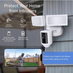 New In Box: Electric  Floodlight Camera With Wifi - No Subscription 