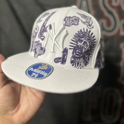 WHITE CUSTOM FITTED 7 3/8