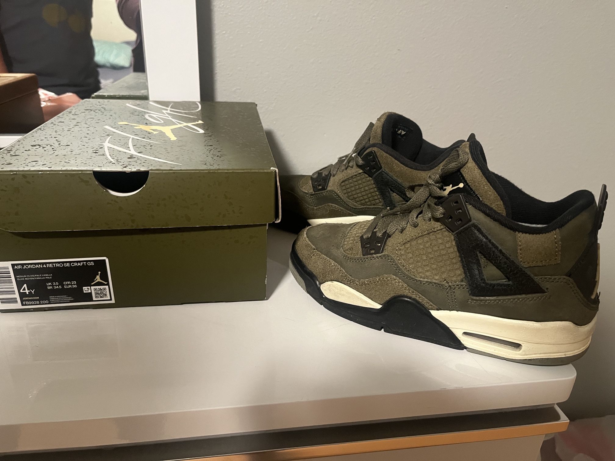 Air Jordan 4 Retro SE Craft GS