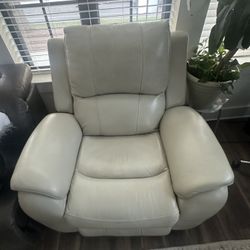 Leather power recliner