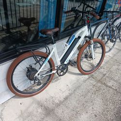 Magnum Metro 48v Ebike W/ Charger (Just Serviced)