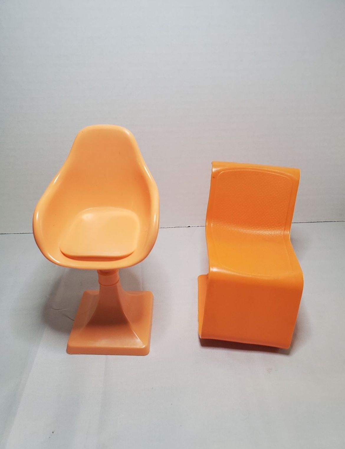 2 Vintage Mattel Dolls Chairs