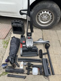 Kirby 100 Avalir Vacuum/shampooer