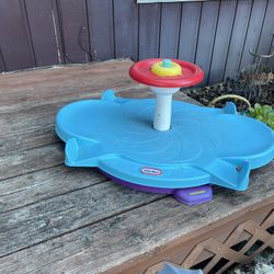 Sit And Spin With Sprinkler Attachment 