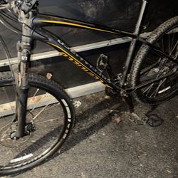 Specialized Pitch 27.5 Men’s Large 