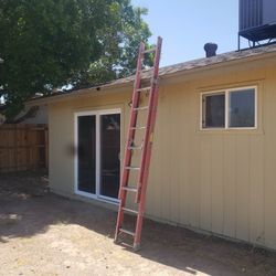 16 Foot Extension Ladder
