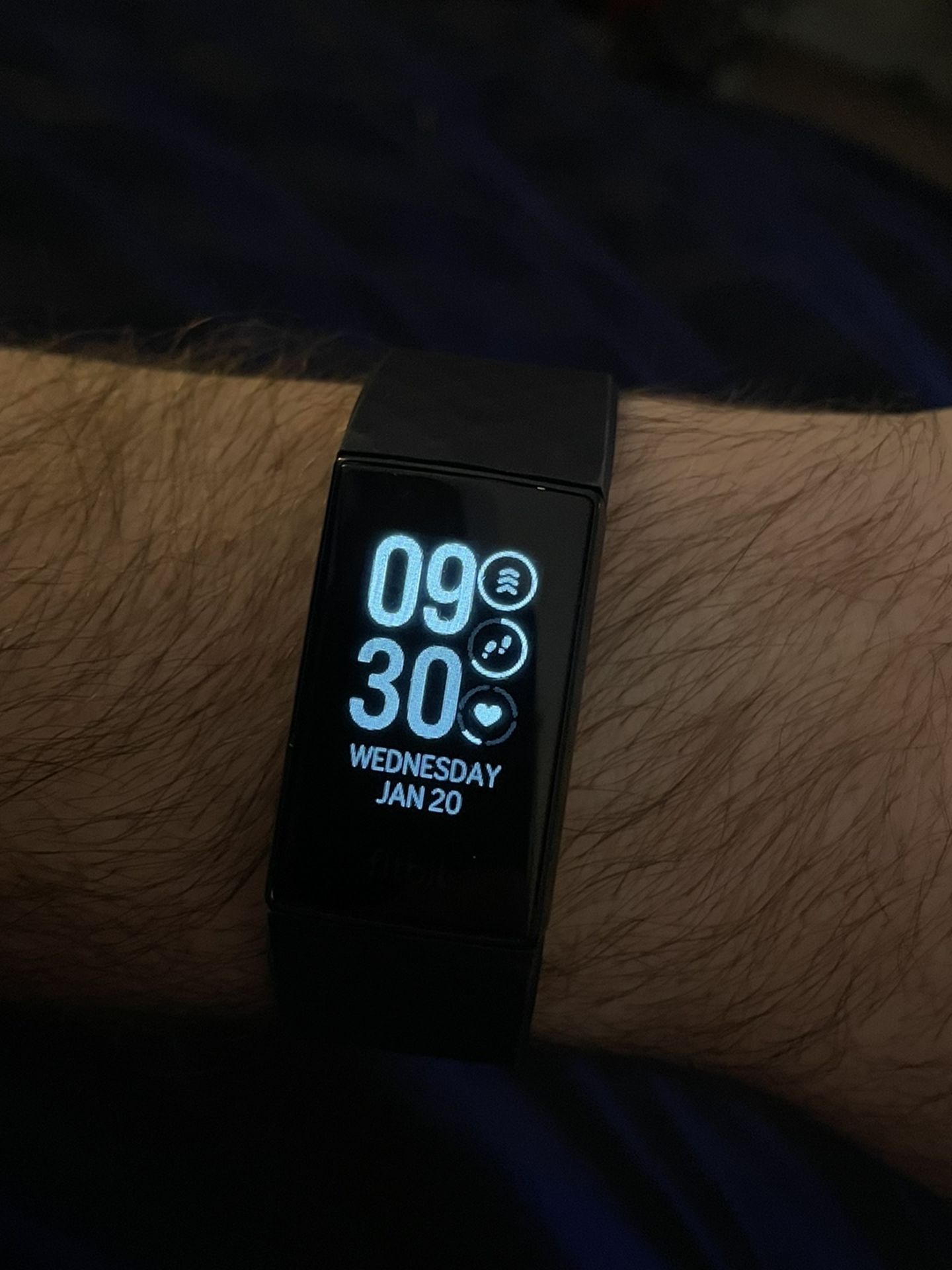 Charge 4 Fitbit with multiple bands