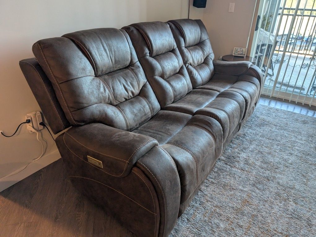 Canyon Walnut Power Headrest Reclining Sofa