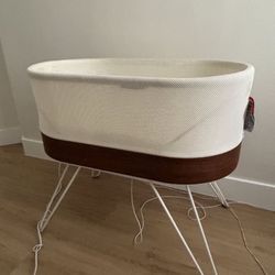Snoo Bassinet 