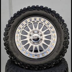20" KMC IMS w/ 35x12.50R20 Mickey Thomspon Tires