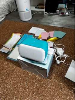 Cricut Joy Smart Cutting Machine w/ Accessories