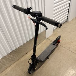 Electric scooter