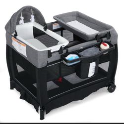 Playard with bassinet
