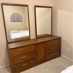 Dresser With 2 Mirrors $100 At Desoto 