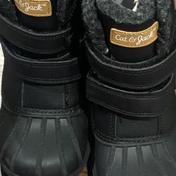 Cat & Jack toddler winter boots with faux fur lining