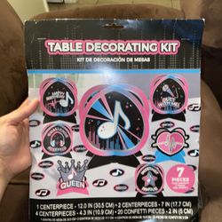 TikTok Table Decorating Kit