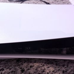 PlayStation 5 Standard Disc Edition