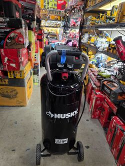 HUSKY CORDED 20 gallons GALLON AIR COMPRESOR NEW