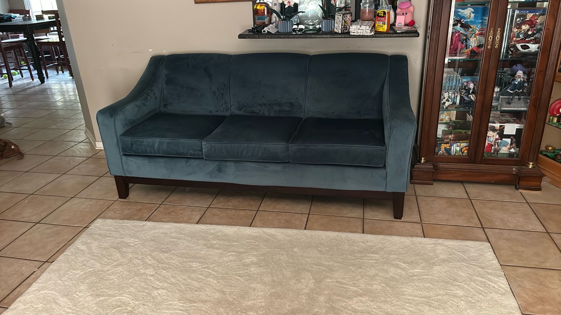 Best Home Furnishing Couch 